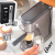 Kit Cafeteira Espresso Compacta e Kit Vinho Oster – 127V