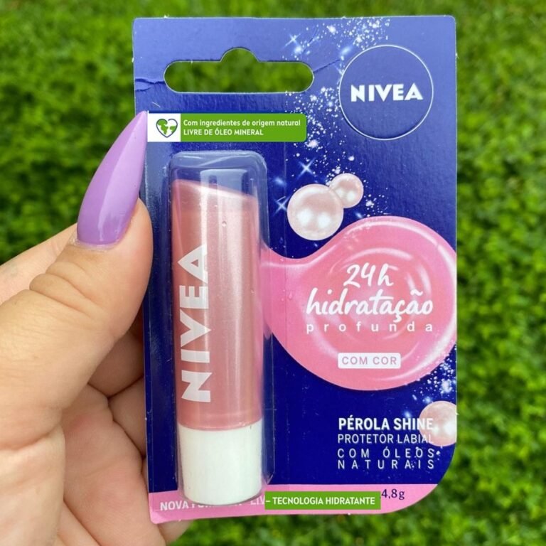NIVEA Hidratante Labial Pérola Shine 4,8 g