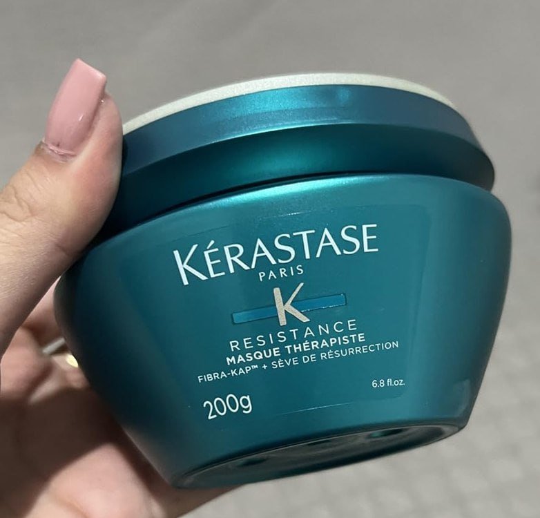 Kérastase Máscara Resistance Masque Therapiste, Cabelos danificados ou quebradiços, Reconstrução, Fibra-Kap®, Sève de Réssurrection, 200 g
